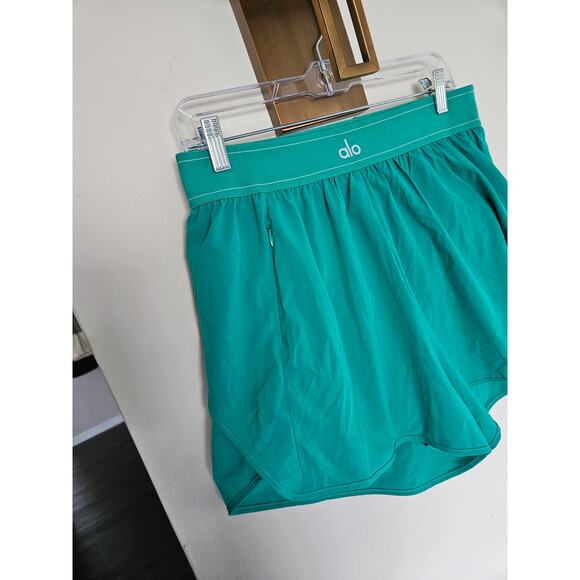 Alo Yoga Spruce Green Match Point Short Athletic Shorts Size Large - Picture 6 of 14